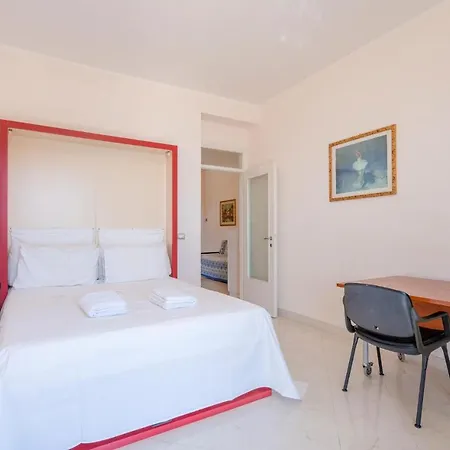 Apartment Amazing In With 2 Bedrooms